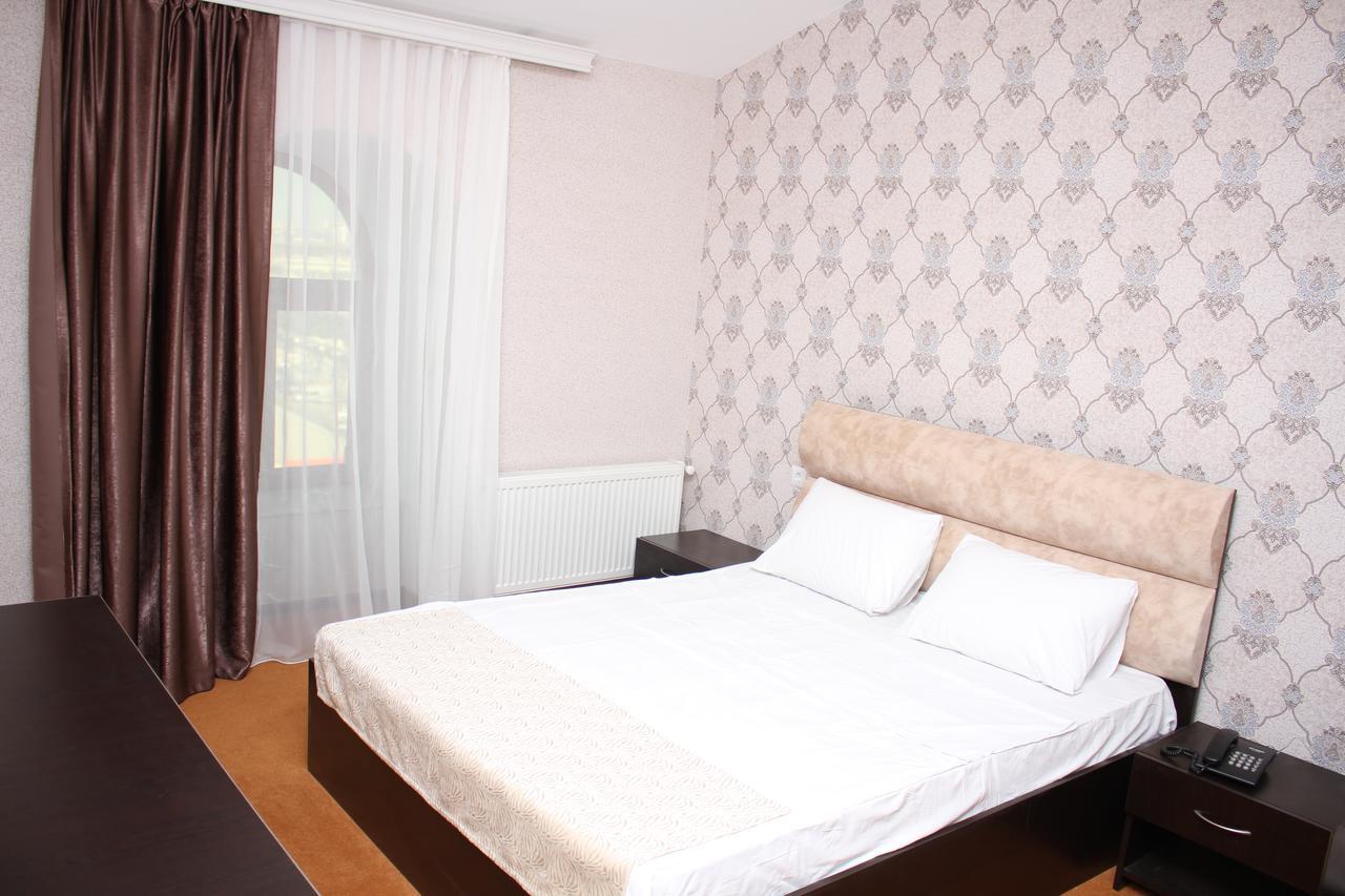 Bridge Hotel Baku Ngoại thất bức ảnh
